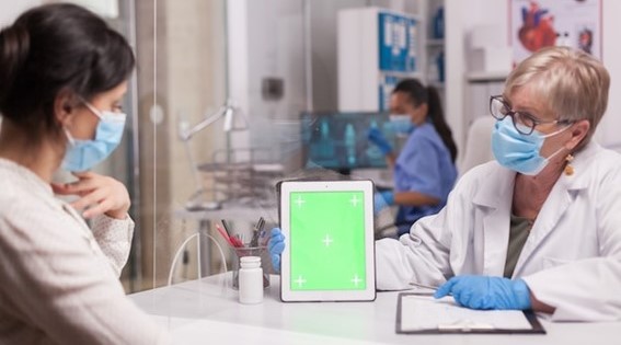 La PUCE, impulsa el diseño de herramientas tecnológicas para el seguimiento de pacientes crónico